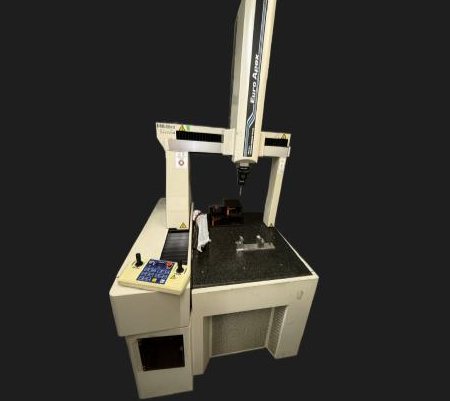 Mitutoyo Crysta Apex (CMM)
